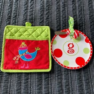 Mud Pie Holiday Pot Holder and Cheese Plate